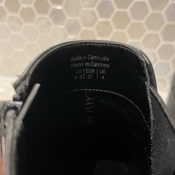 Aldo Black Leather Ankle Boots - Picture 5 of 9